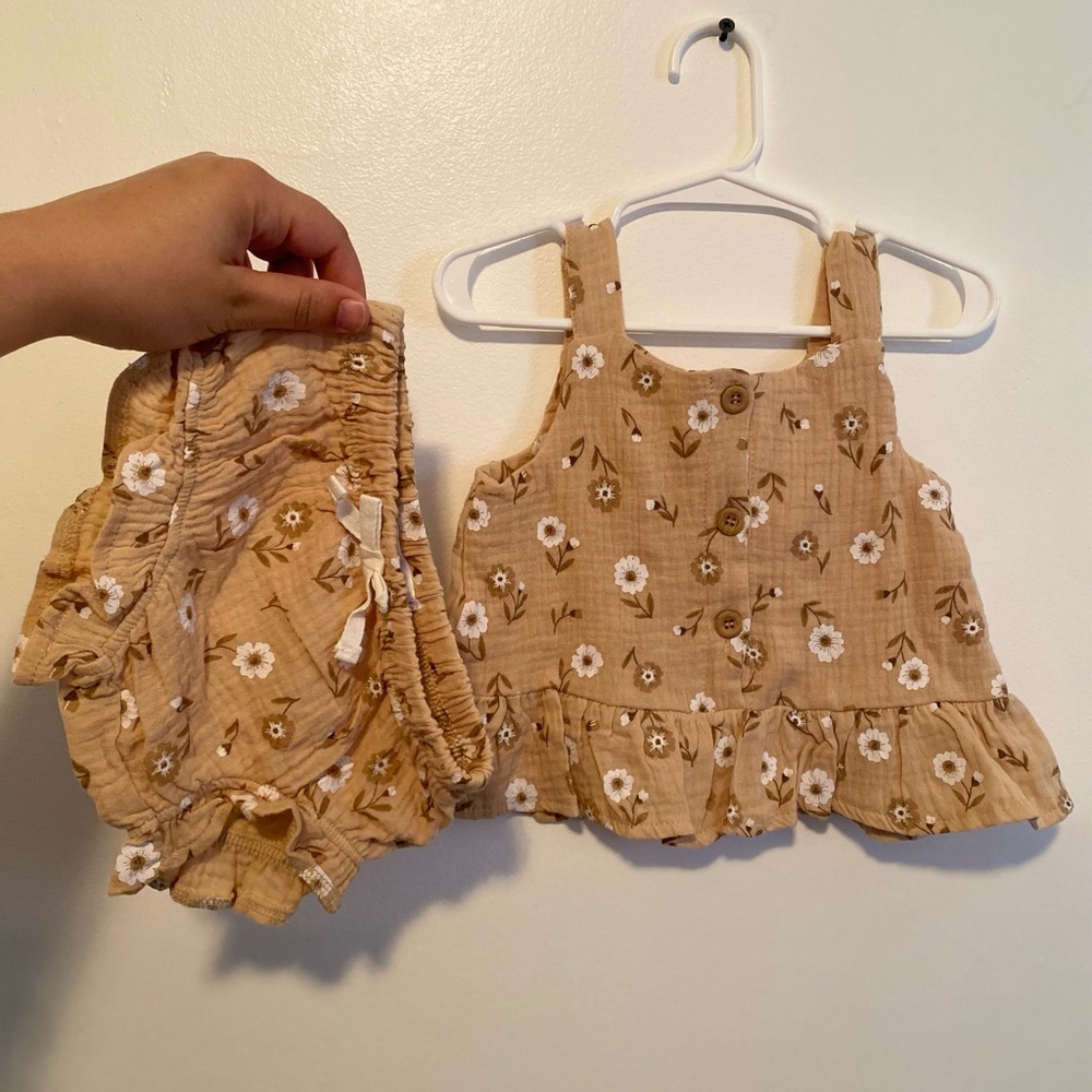 Emily and Oliver matching set